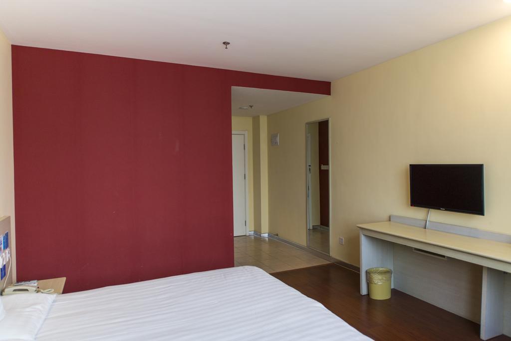 ฮั่นถิง โฮเทล เซี่ยงไฮ้ ผู่ตงแอร์พอร์ต Hotel ภายนอก รูปภาพ