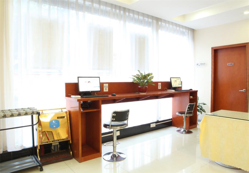 ฮั่นถิง โฮเทล เซี่ยงไฮ้ ผู่ตงแอร์พอร์ต Hotel ภายนอก รูปภาพ