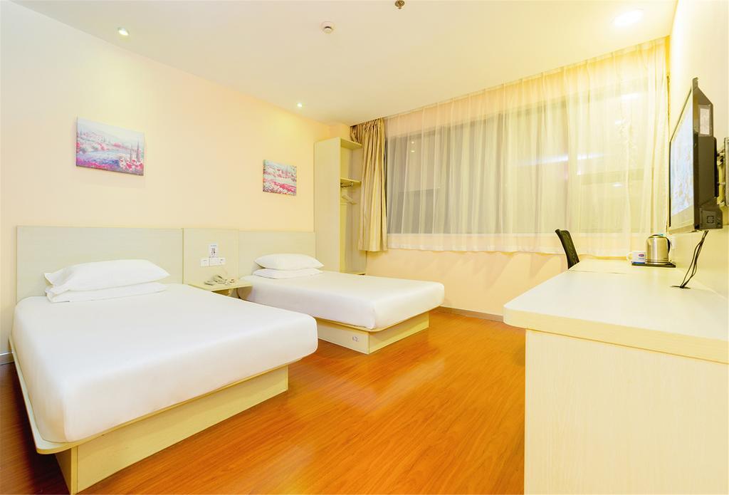 ฮั่นถิง โฮเทล เซี่ยงไฮ้ ผู่ตงแอร์พอร์ต Hotel ภายนอก รูปภาพ
